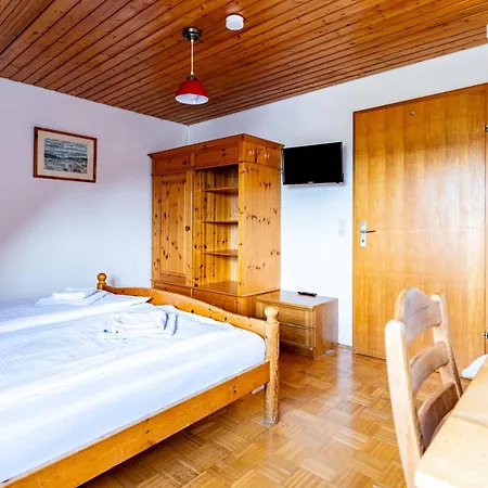 Zum Torkelhaus Konukevi 3*