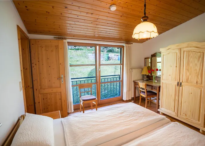 Zum Torkelhaus Πανσιόν